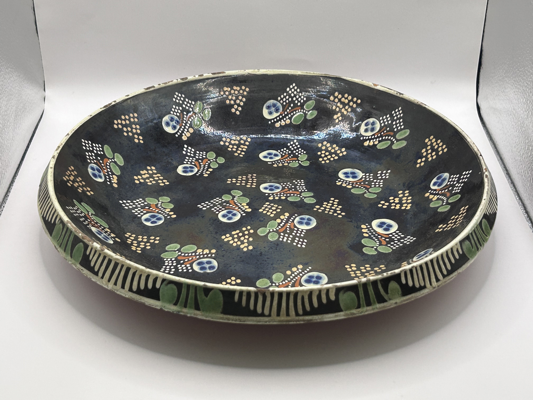 Plat à rösti XIXe : Plat creux à rösti typiquement suisse du XIXe siècle